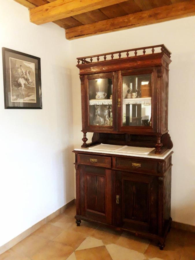Casa Istriana Nona Pina Villa Kastelir Luaran gambar