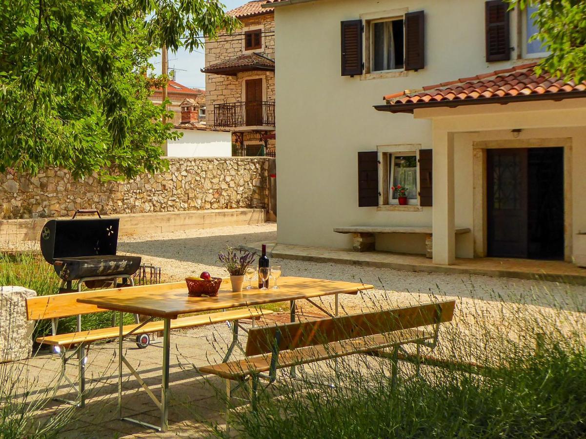 Casa Istriana Nona Pina Villa Kastelir Luaran gambar